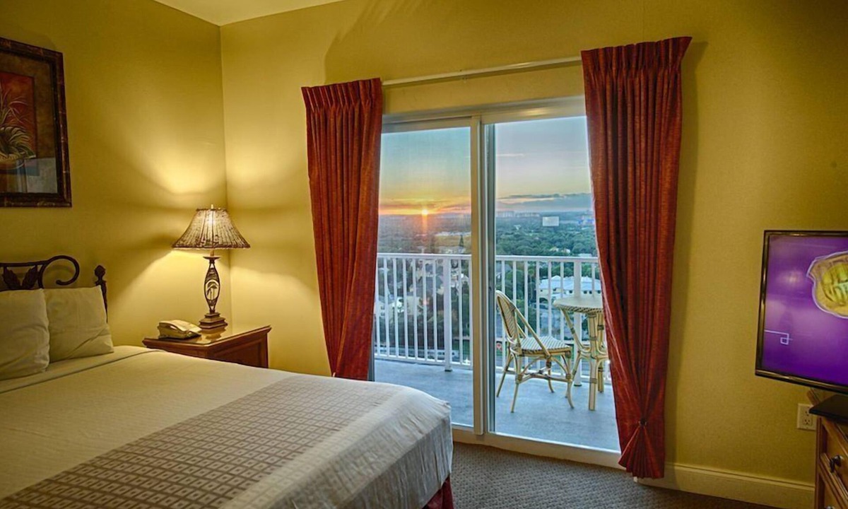 Florida Central Atlantic Coast Condo | Disney Penthouse Amazing Lake Bryan view
