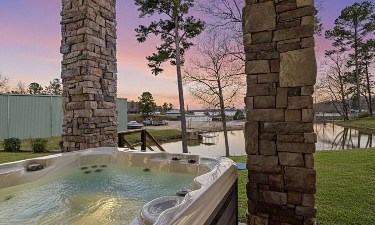 Dadeville House | Dock, Lakeview Hot Tub, Fire Pit, Kayaks