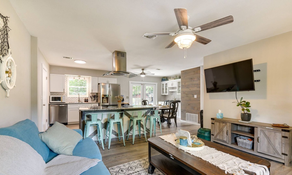 Ocean City House | Dog-Friendly Fort Walton Beach Vacation Rental!