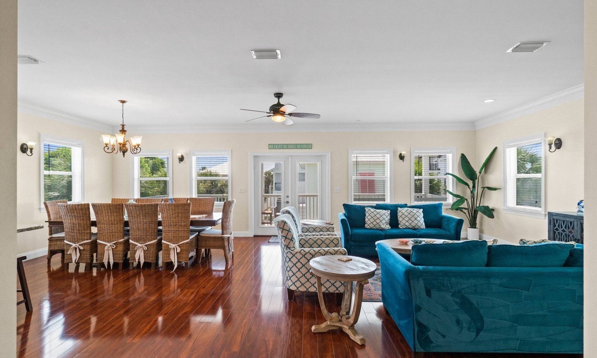 Crystal Beach House | Dolphin Retreat | Pool, Golf Cart, Guest House & Steps to Beach! Pet Friendly!