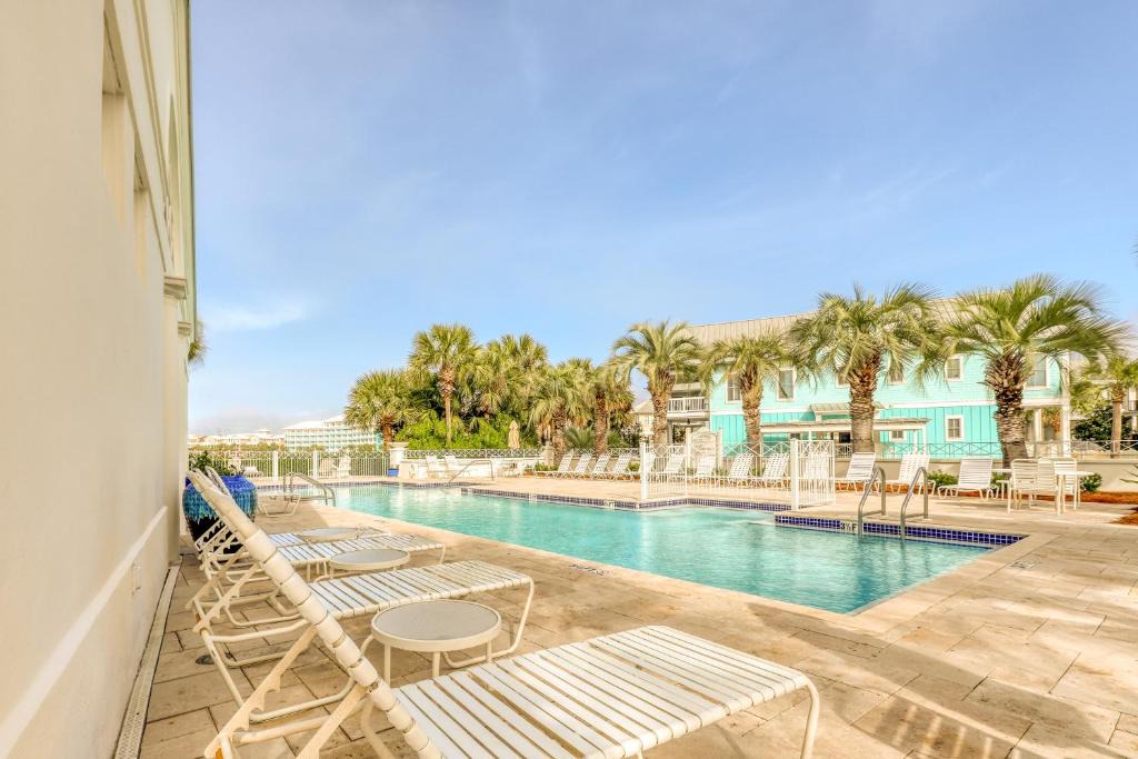 Sunnyside Hotel | Downtown Carillon 4-302