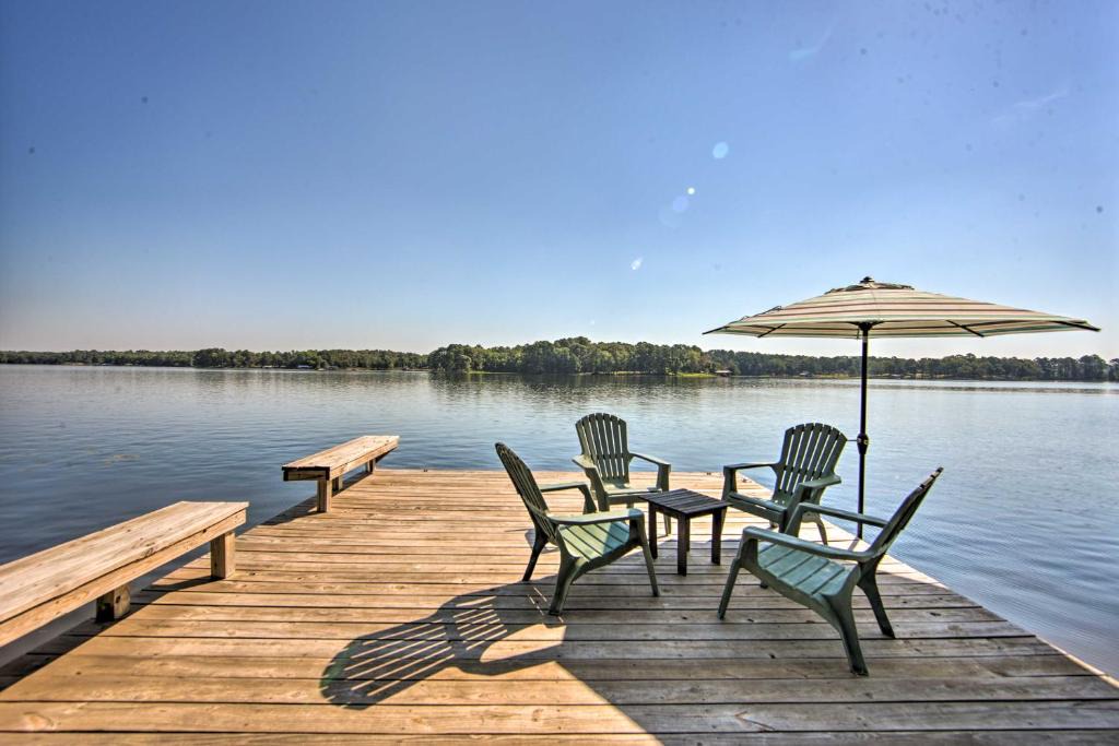 Hawkins House | East Texas Gem: Lakefront Home on Lake Hawkins