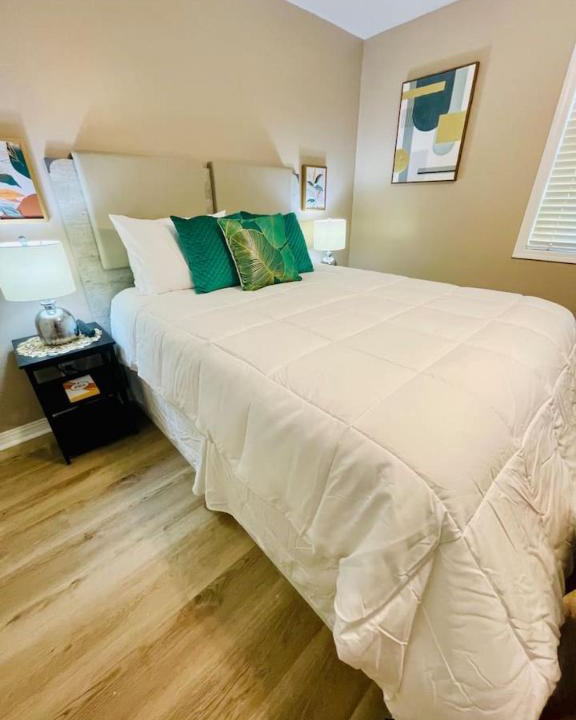 Hammond Apartment | Eastgate 5A Cozy family retreat close to downtown Hammond