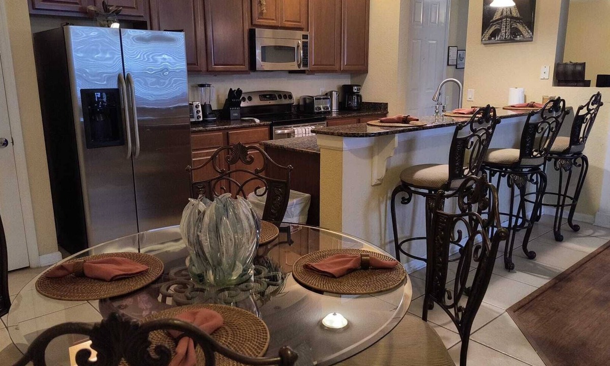 Florida Central Atlantic Coast Apartment | Executive 3 Br Villa @Universal/Vista Cay/Conv.Center