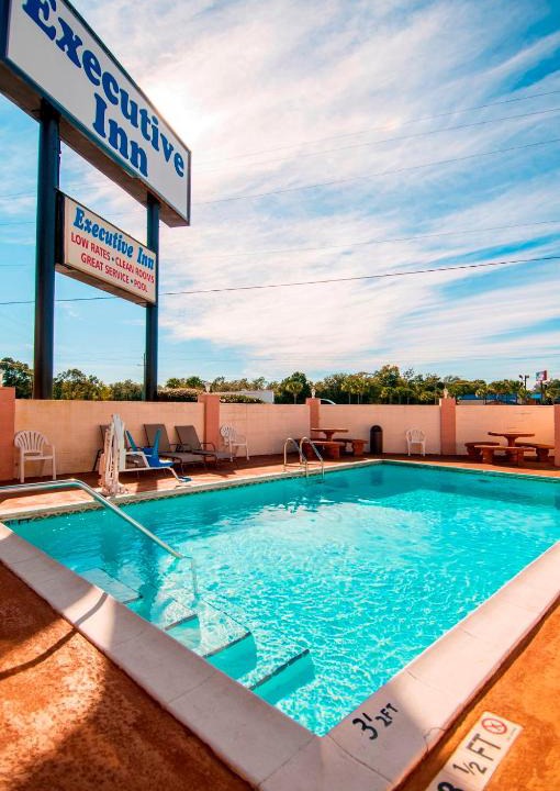Brent Hotel | Executive Inn