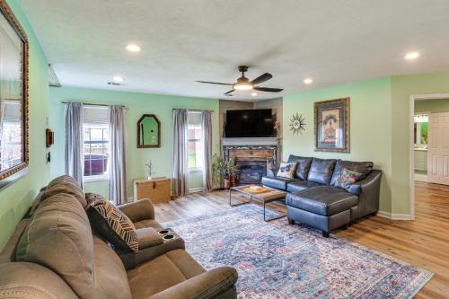 Tupelo House | Explore Tupelo & Natchez Trace! Southern Getaway