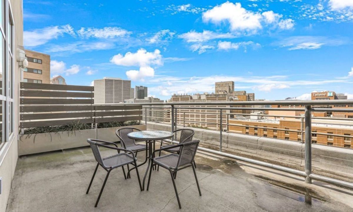 Central Business District Hotel | Exquisite Penthouse in Downtown New Orleans