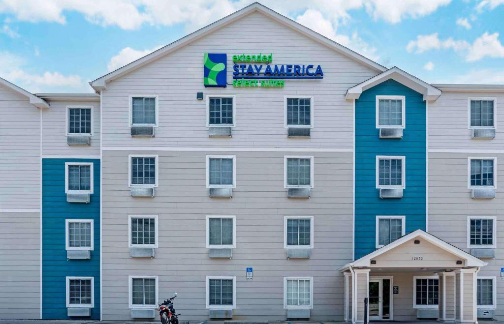 Northeast Pensacola Hotel | Extended Stay America Select Suites - Pensacola - Northeast