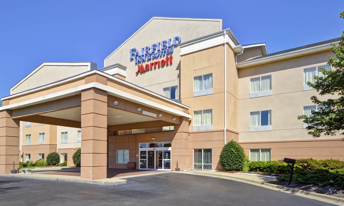 Fultondale Hotel | Fairfield Inn and Suites by Marriott Birmingham Fultondale / I-65