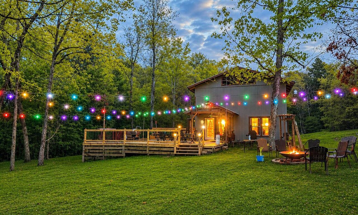 Broaddus House | Family & Fishing Getaway on Sam Rayburn Lake