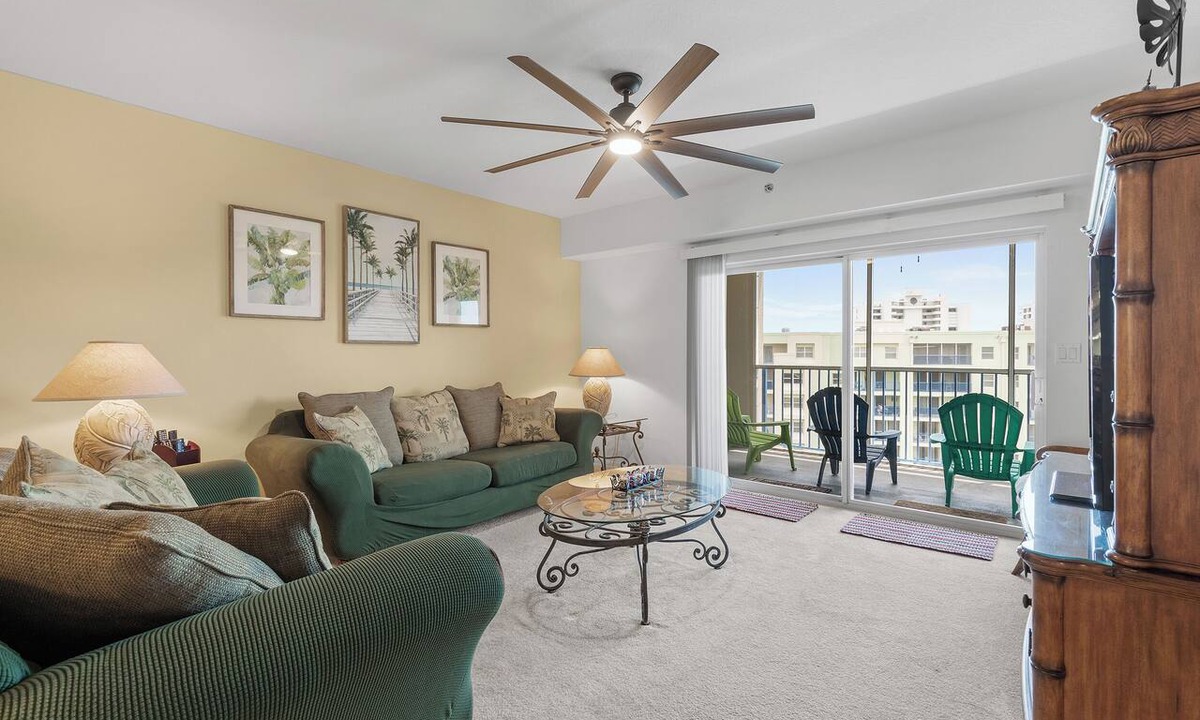 New Smyrna Beach Condo | ☀️Family Friendly Condo | Close to Beach | Oceanwalk 11-603☀️