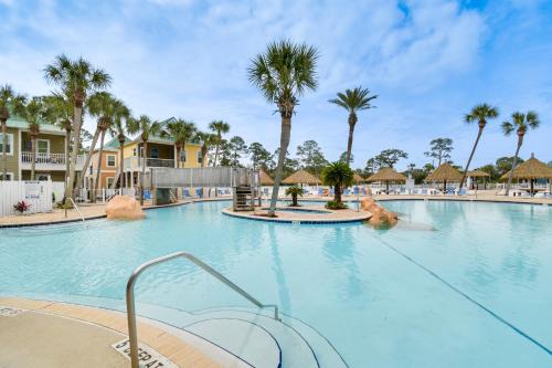 Ono Island House | Family-Friendly Pensacola Home < 1 Mi to Beach!