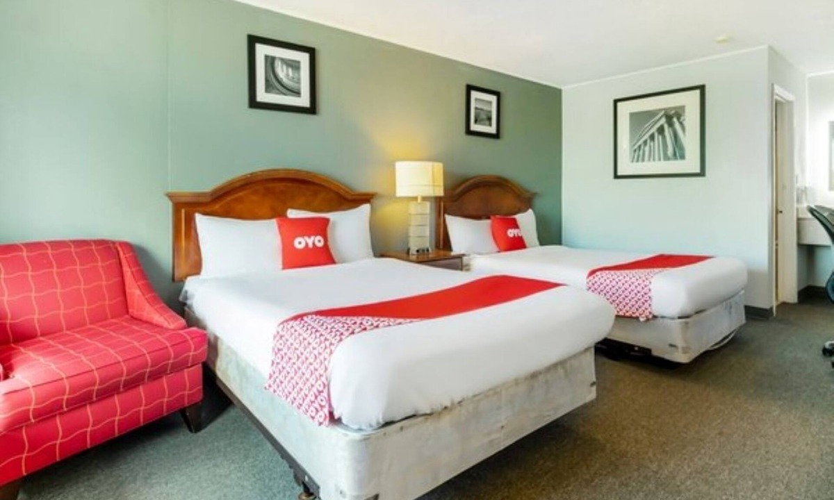 Jennings Hotel | Family-Sized Double Room: Two Beds, Free Wi-Fi, Near I-10/Crowley!