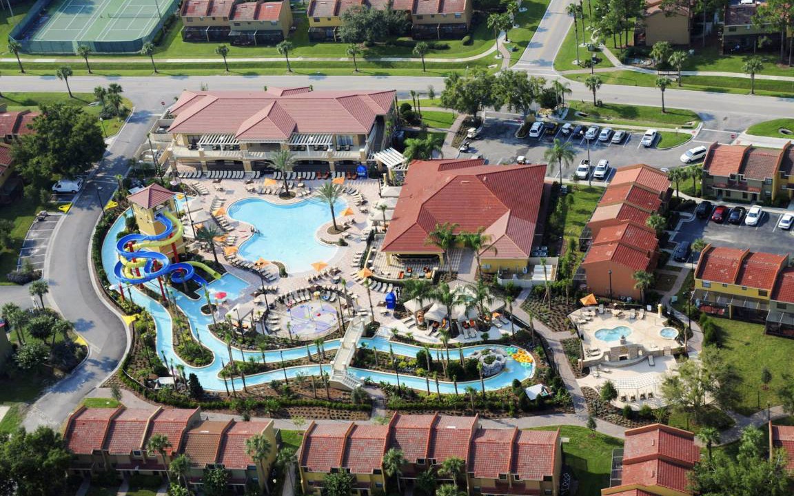 Kissimmee Condo | Fantasy World Resort - 2BR/Sleeps 6