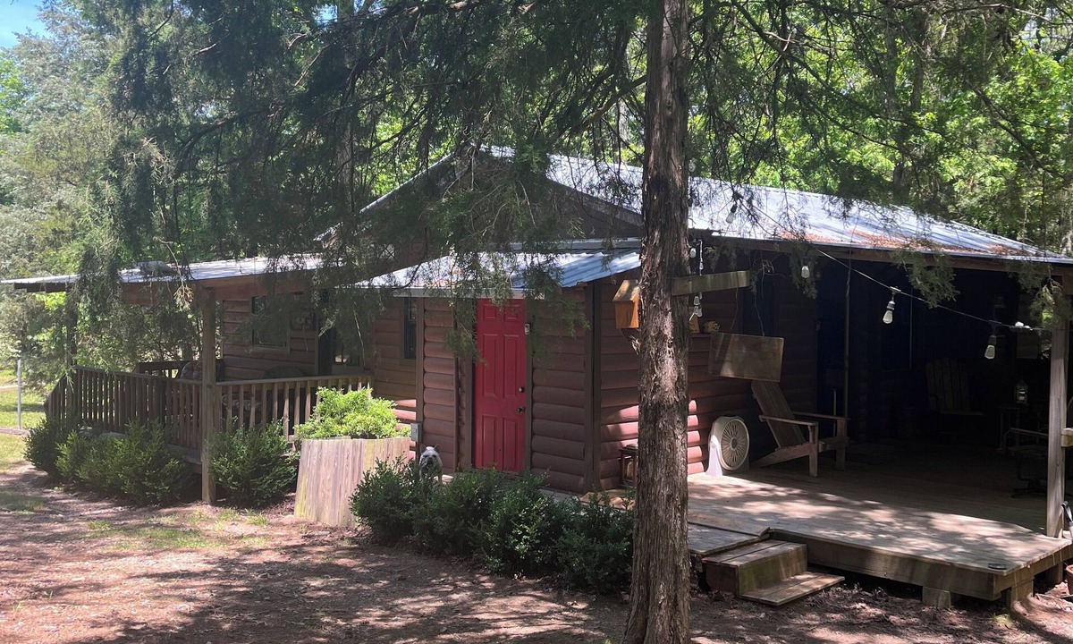 Board Camp Cabin | Fenced for your fur babies! 2 cabins on property for 1 price!