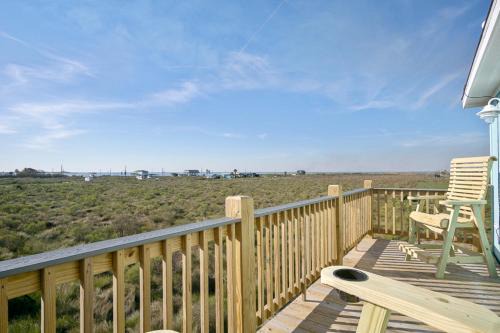 Gilchrist House | Fish Fantasy-Water View-Great Ocean Sunrise & Bay Sunset Views-Family Retreat