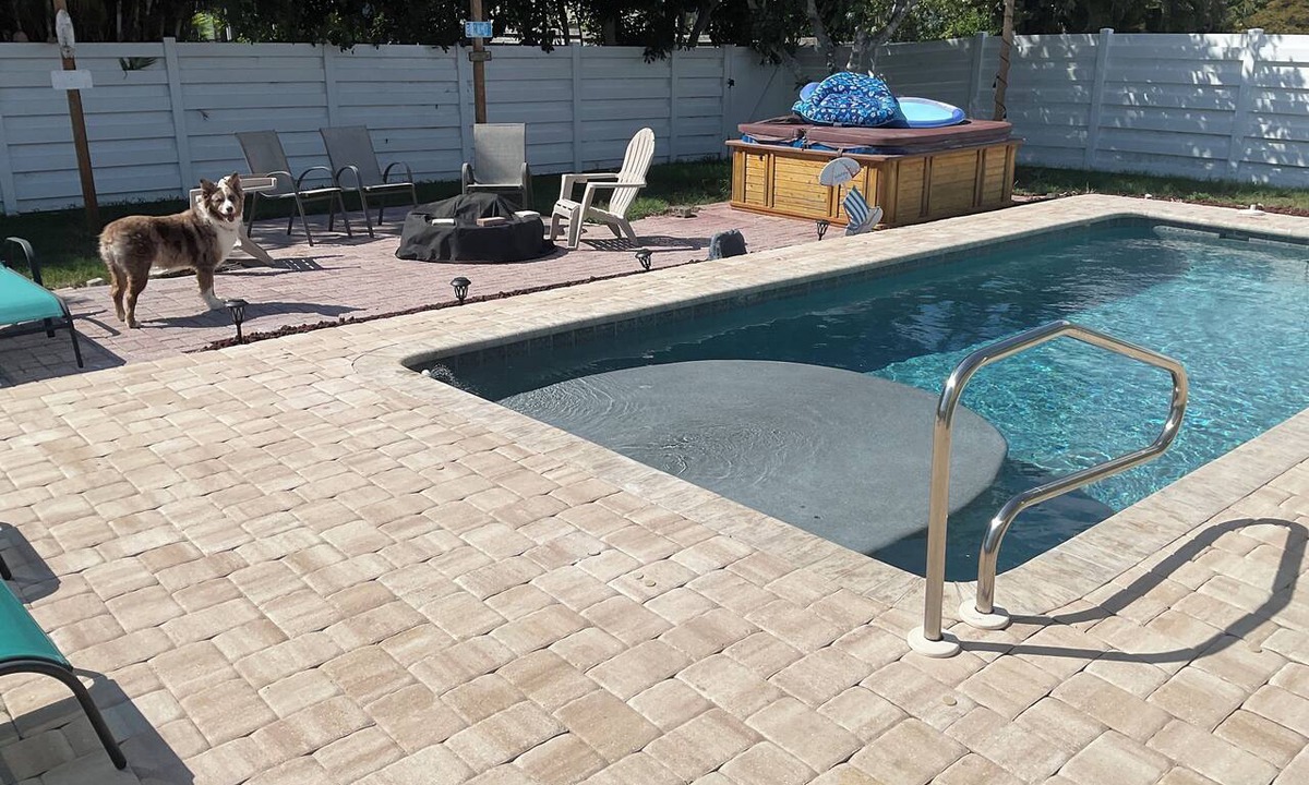 Regency Oaks House | Florida Escape 4-bedroom house in serene Parrish, FL with AC and swimming pool