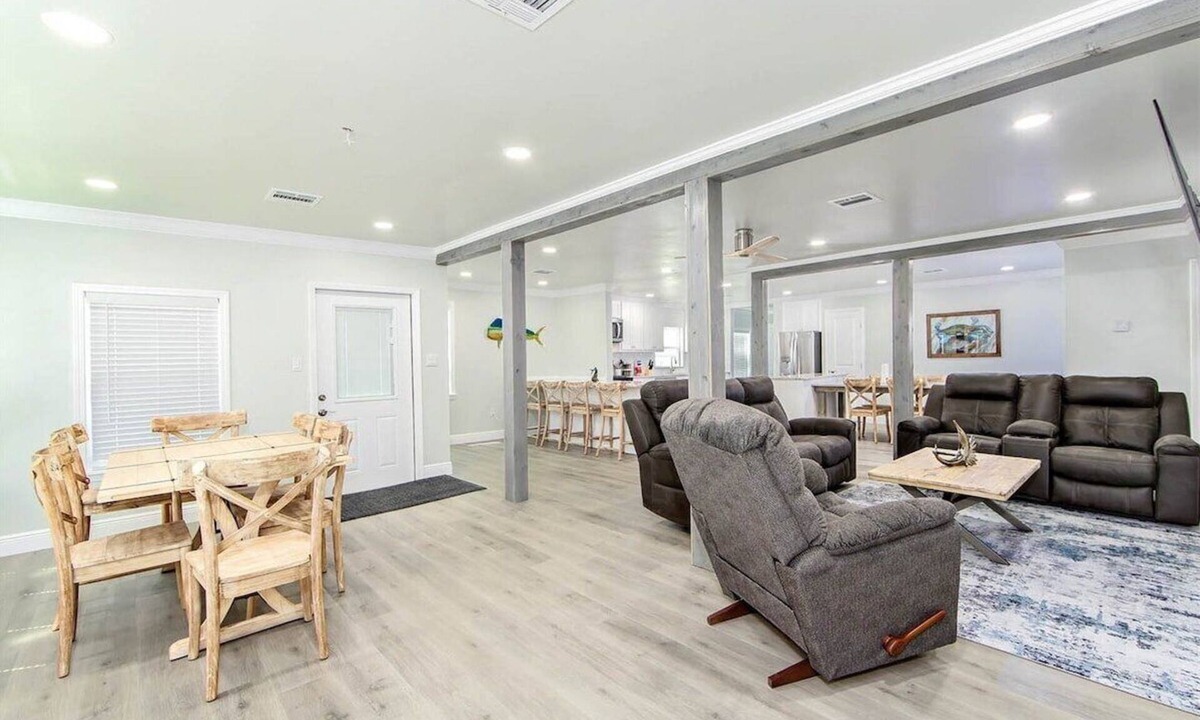 Grand Isle House | Flying Fish Mahi - Beach Access - Island Realty