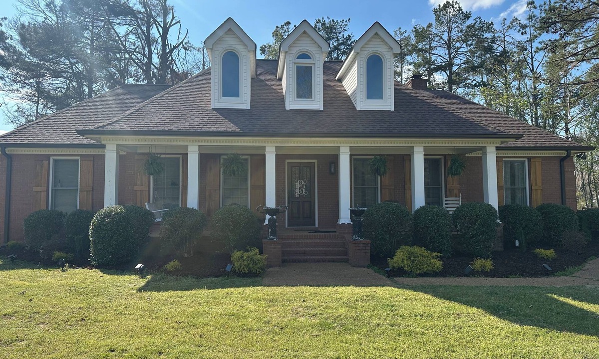 Woodland Hills Estates House | Foot ball game weekends and events