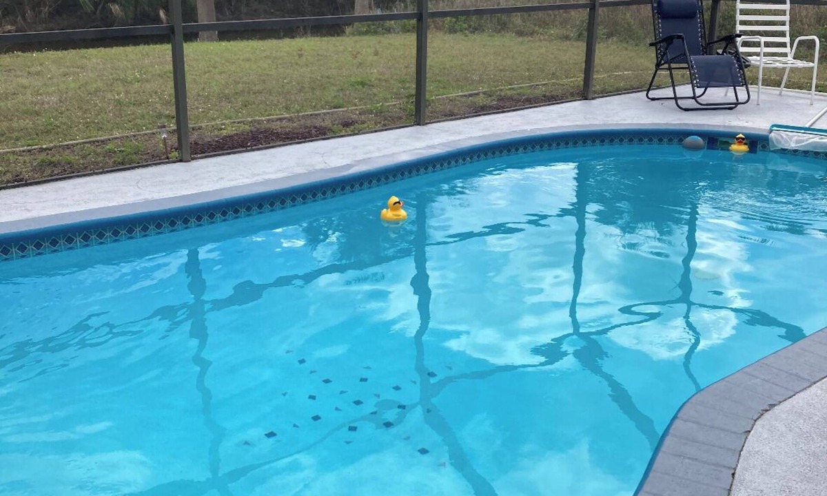 Port Charlotte House | Fully Furnished 2-bedroom house with pool on canal in Port Charlotte Florida