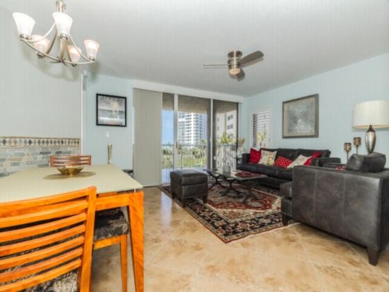 Park Shore Apartment | Furnished Condo Close to beach