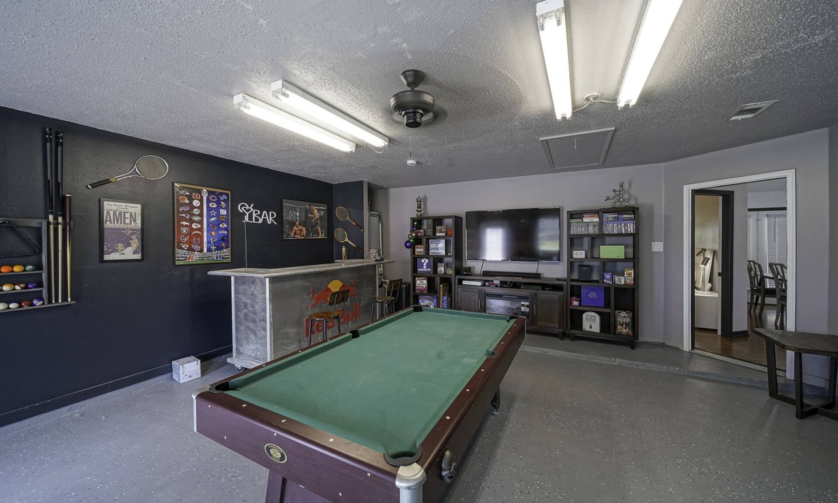 Gulfport House | Game Room/Family Fun/Near Water park & Shopping