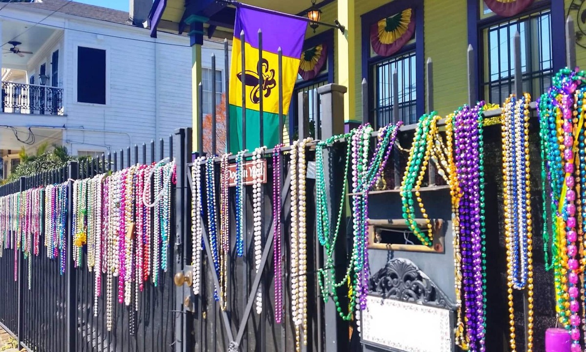 Faubourg Livaudais House | Garden District Streetcar, Gated Driveway & Fenced Yard, Dog Friendly!