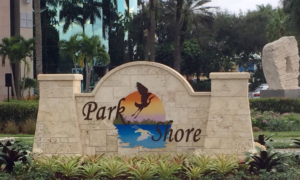 Park Shore Condo | Garden-level 3-bedroom Park Shore condo - Beautifully renovated!