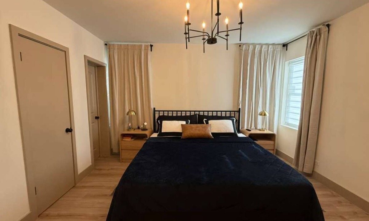 Miami Shores Apartment | Gorgeous 3-bedroom apartment with AC in vibrant Miami