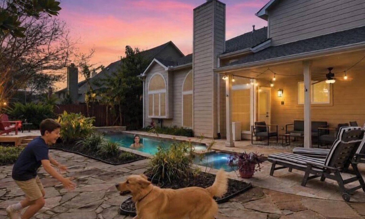 Deer Park House | Gorgeous 6BR 3,5 Bth Home with Pool and Game Room