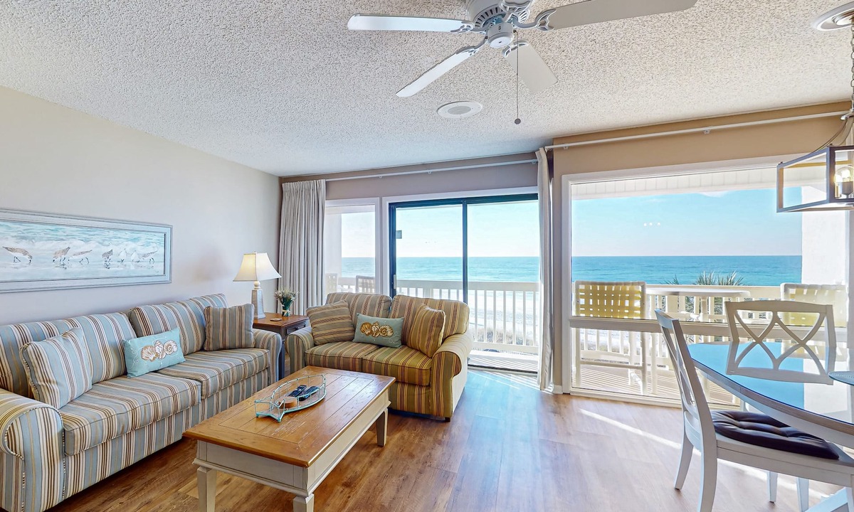 Beachfront Beach | Fort Bay