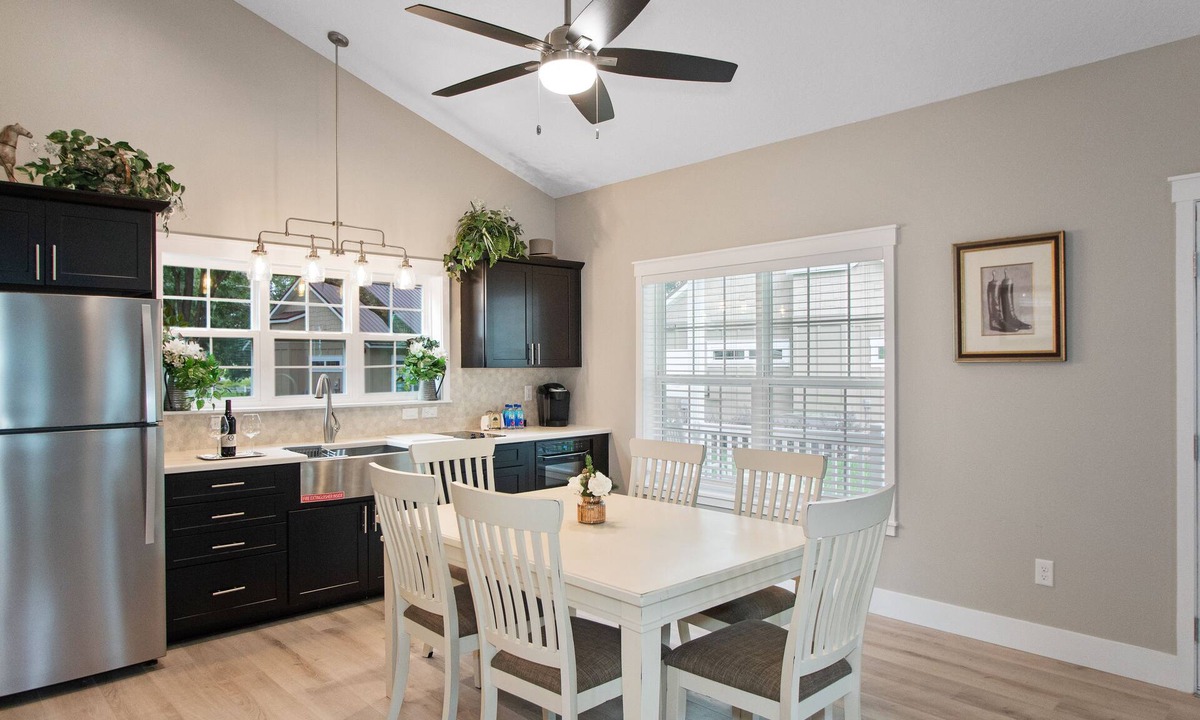 Weirsdale Cottage | Grand Oaks Resort