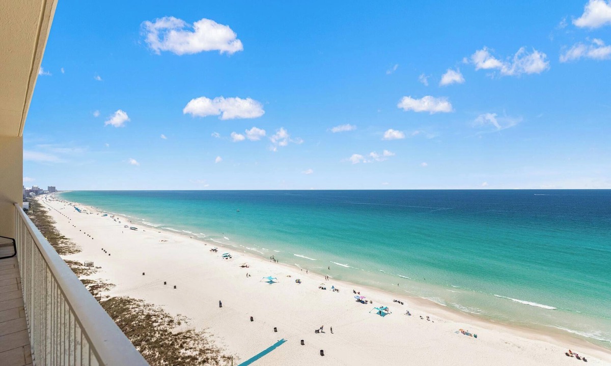 Bel Air Condo | Grande Surf Club