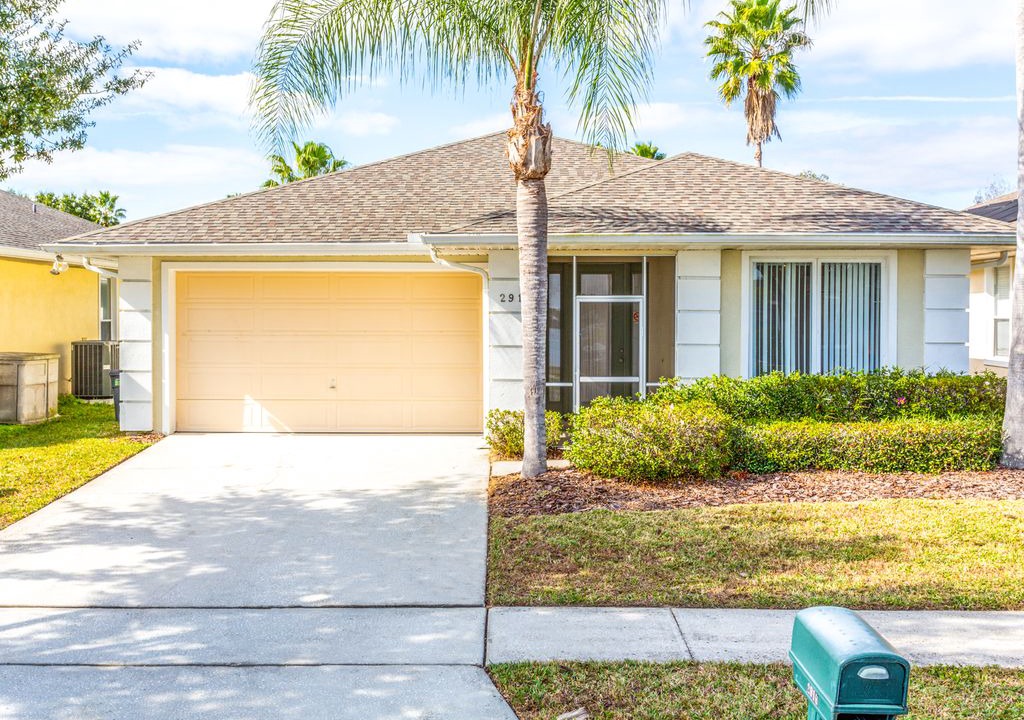 Sunset Lakes Villa | Great home So Close To Disney with Private Pool/Spa!