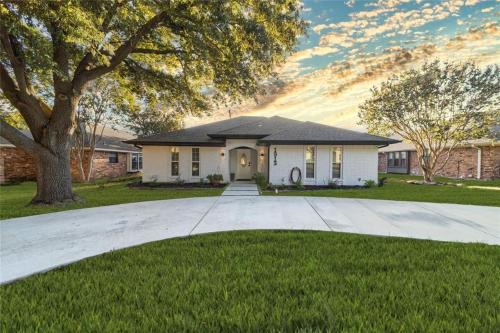 Rowlett Apartment | Guest Cottage Suite with complete kitchen in Rowlett