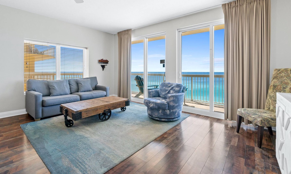 Bahama Beach Condo | Gulf-Front Corner Unit! Incredible Views - Walk to Pier Park - Free Golf Daily