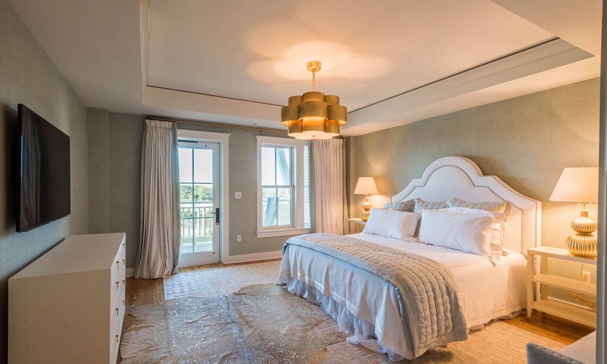 Gulf District Condo | Gulf-Front Stay with Private Pool Access and Walk to the Beach Club