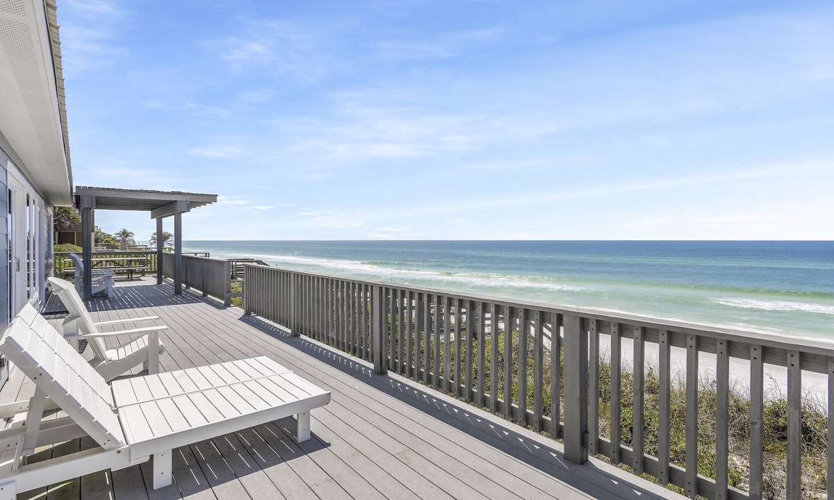 Seacrest House | Gulf Front With Spacious Deck- Ashore Thing by Royal Destinations