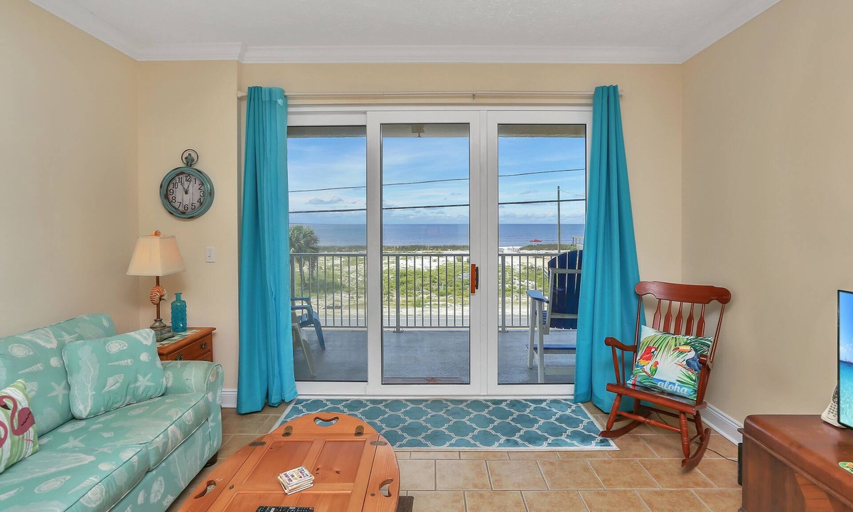 Mexico Beach Condo | Gulf View, Mexico Beach Condo, Community Pool, Hot Tub, and Sauna ~ Summerhouse