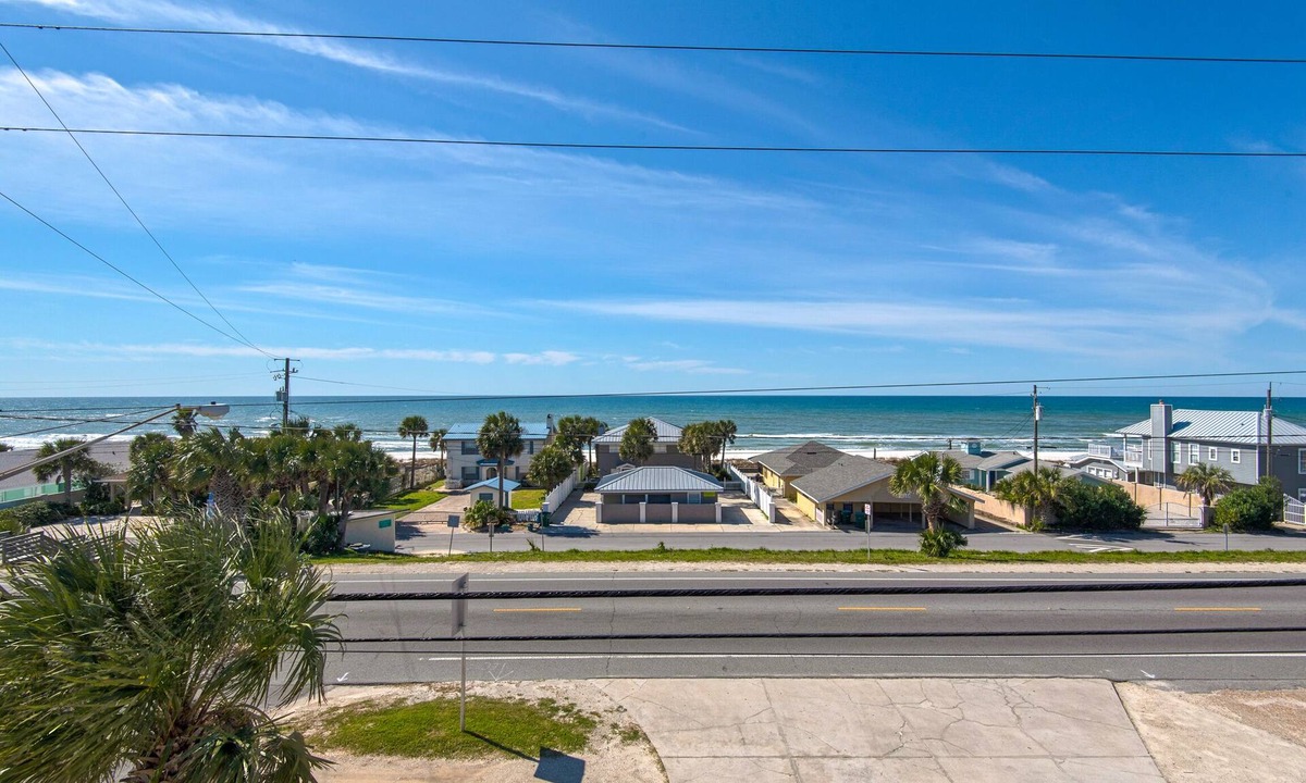 Bahama Beach Condo | 🌊Gulf VIEWS-Huge Balcony-Beach Access-Ocean Overlook 302