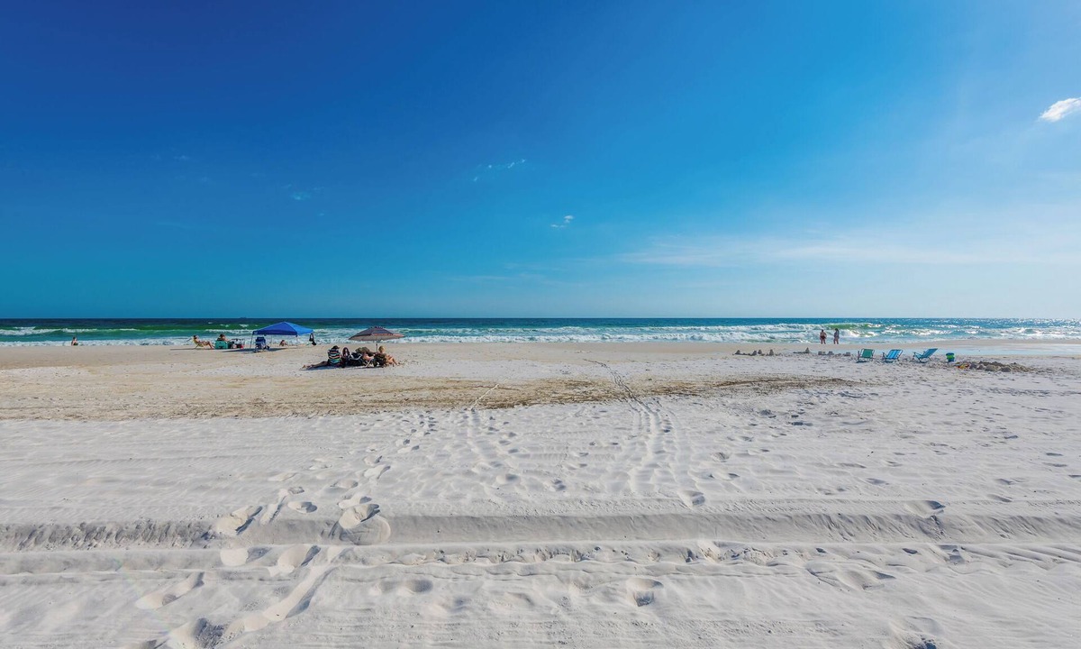 Thomas Drive House | Gulfside Getaway: Luxurious 4-Bedroom Coastal Retreat With Private Pool