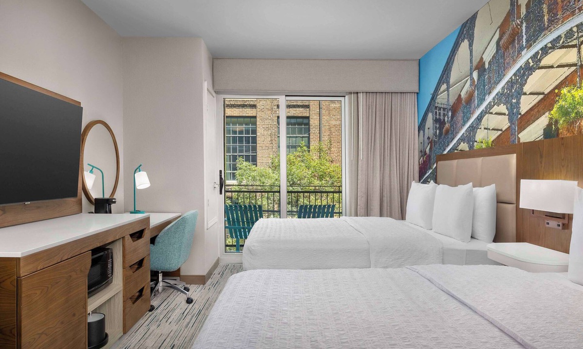 Faubourg Marigny Hotel | Hampton Inn New Orleans French Quarter Market Area