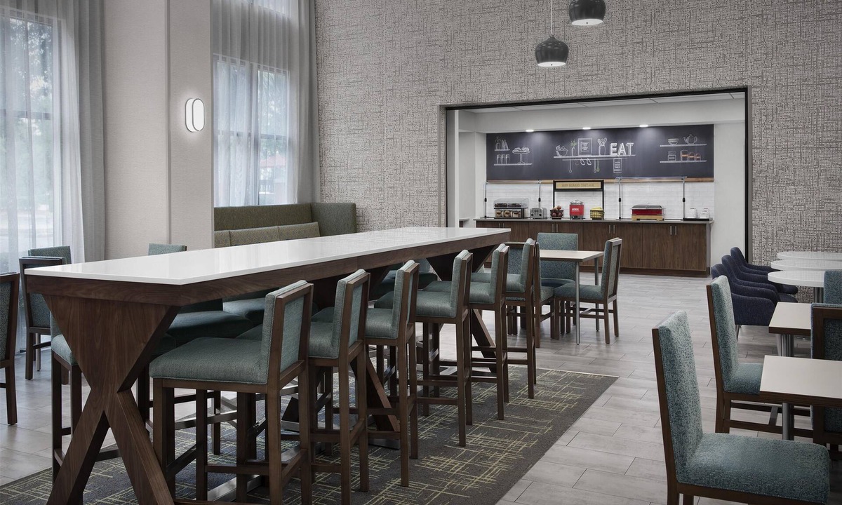 Southside Hotel | Hampton Inn & Suites Jacksonville South - Bartram Park