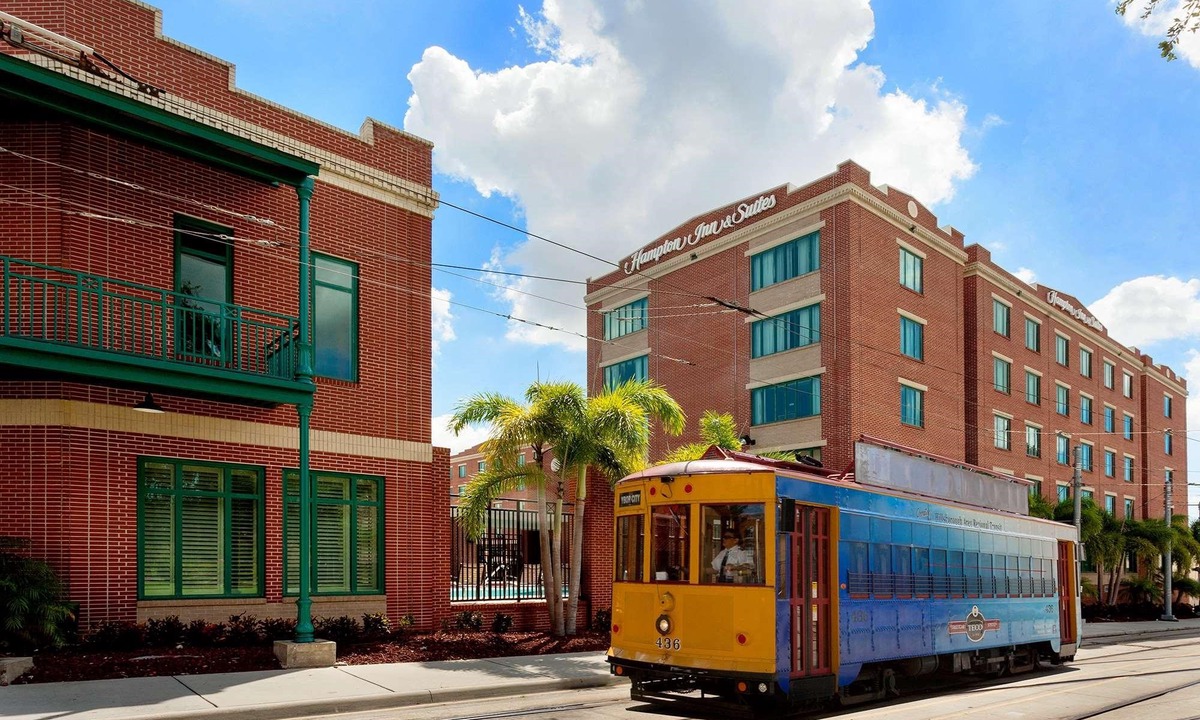 Historic Ybor Hotel | Hampton Inn & Suites Tampa Ybor City Downtown