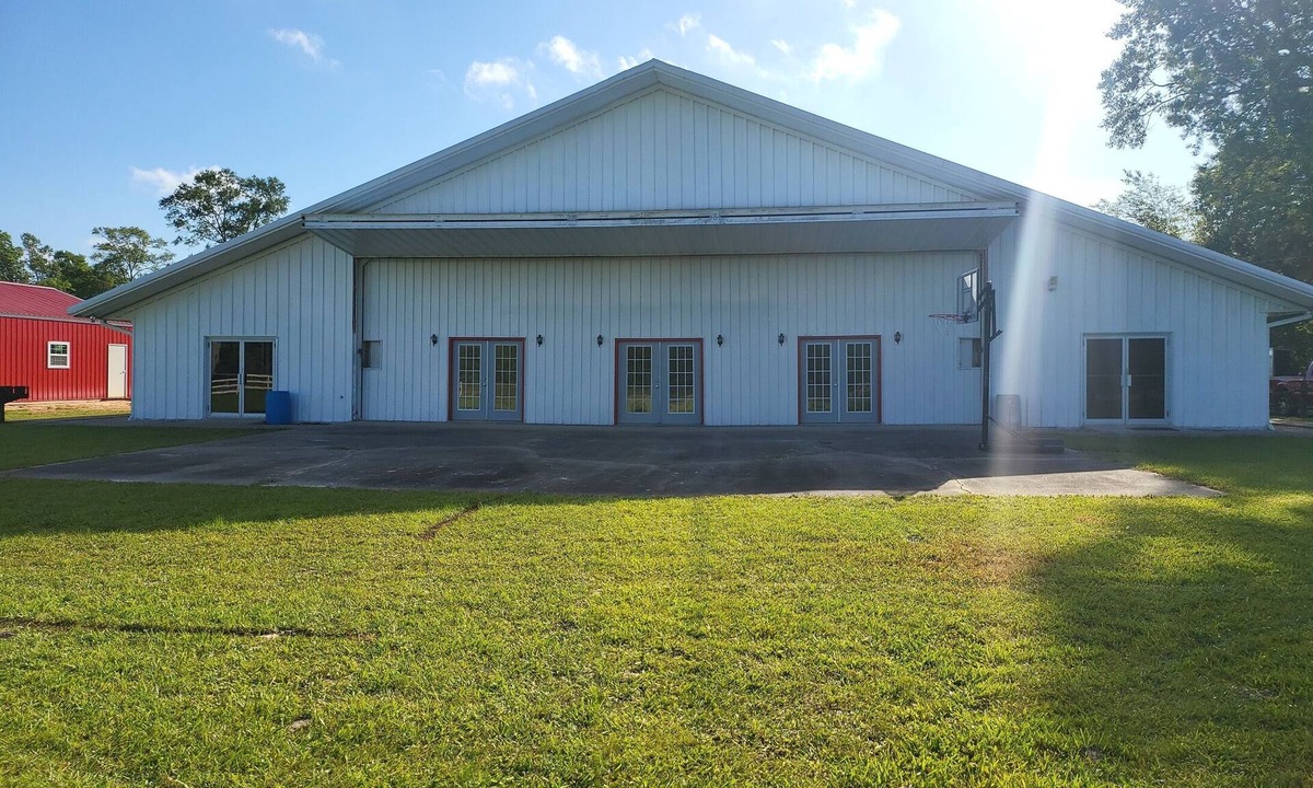 Poplarville House | Happy Camper Event Center adjacent to Happy Camper Lodge