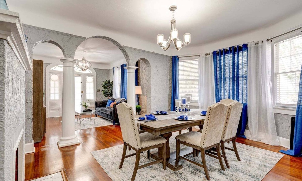Fairgrounds Apartment | Harleaux Chateau by Jazz Fest and City Park