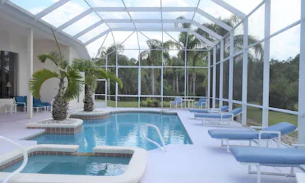 New Smyrna Beach House | Heated Pool, Spa & Gym Near Beach, pets ok Scroll below photos 2 put dates in