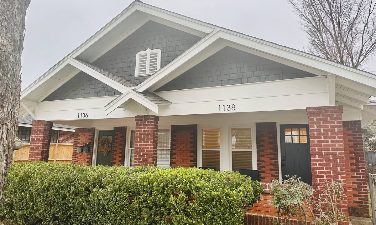 Greater Heights House | Heights Haven - A Charming bungalow in the fabulous Houston Heights neighborhood