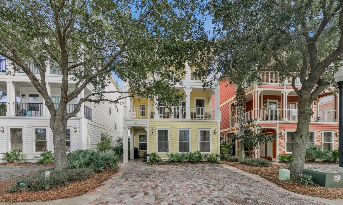 Villages of Crystal Beach House | 🦩Here Comes the Sun at The Villages of Crystal Beach🦩
