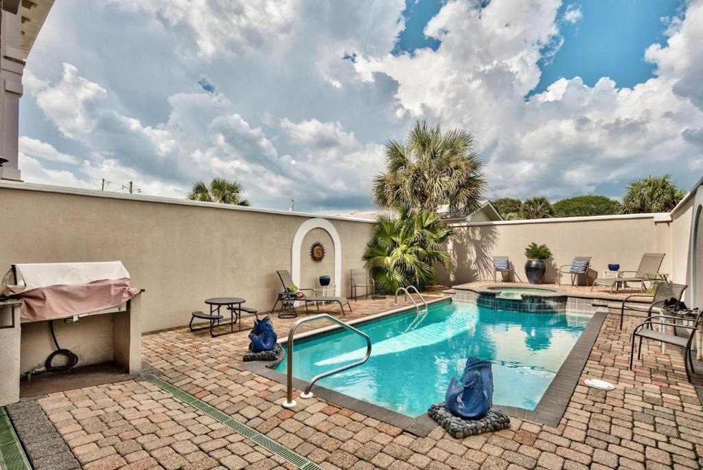 Laguna Beach House | High Dune - 5 Bedroom Home - Private Pool Hot Tub! West End - Elevator!!!